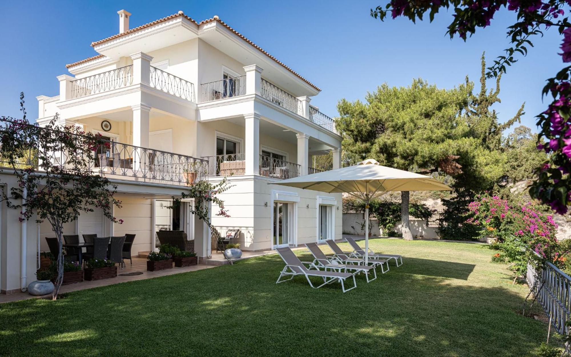 Villa Fantasia Isthmia Exterior photo