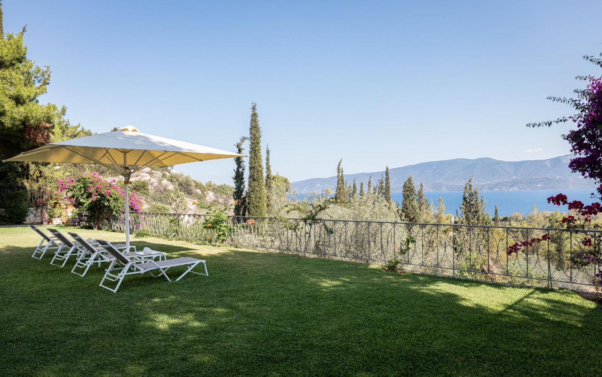 Villa Fantasia Isthmia Exterior photo